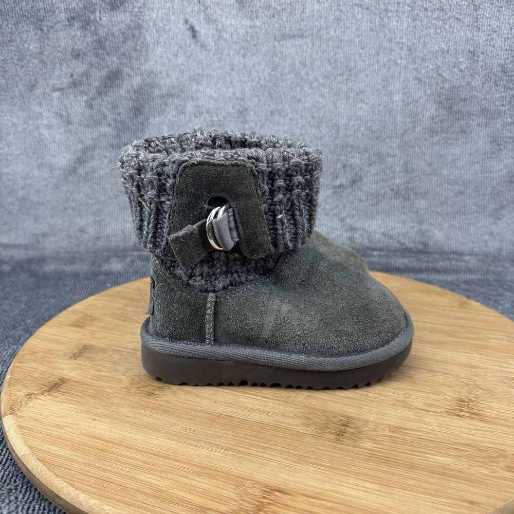 UGG Boots Youth Size 6 Gray Suede Knit Cuff Ankle Winter Warm Toddler Cozy